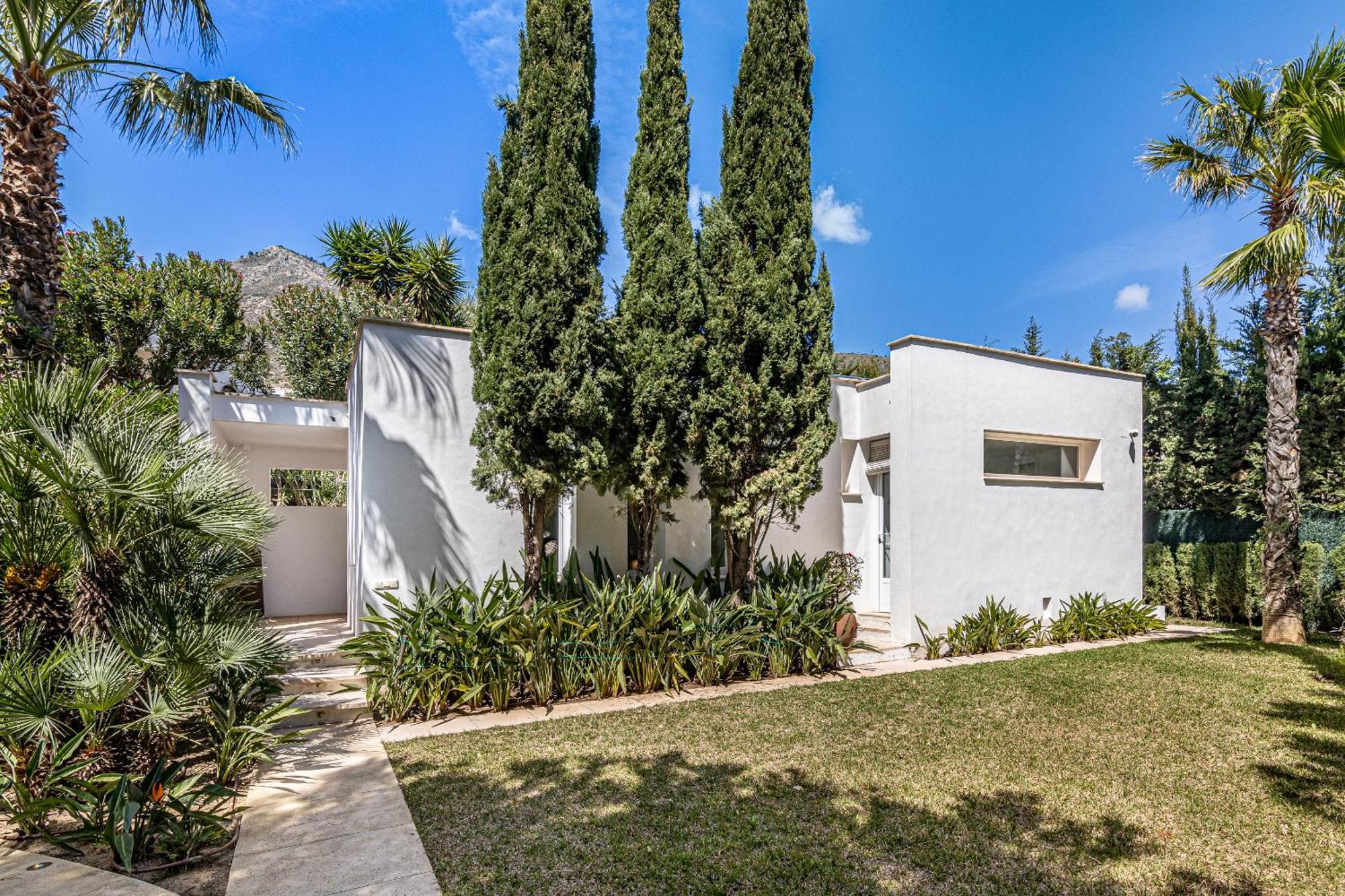 Villa Tess Coniferas